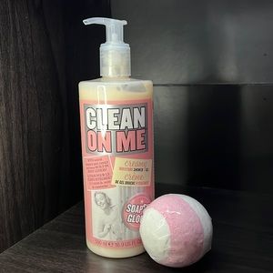 Soap & Glory Clean on Me Shower Gel & Fizz-a-Ball Bath Bomb
